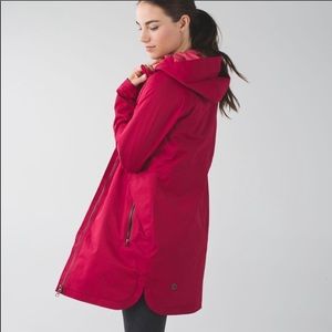 LULULEMON Definitely Raining Cranberry Red size 8